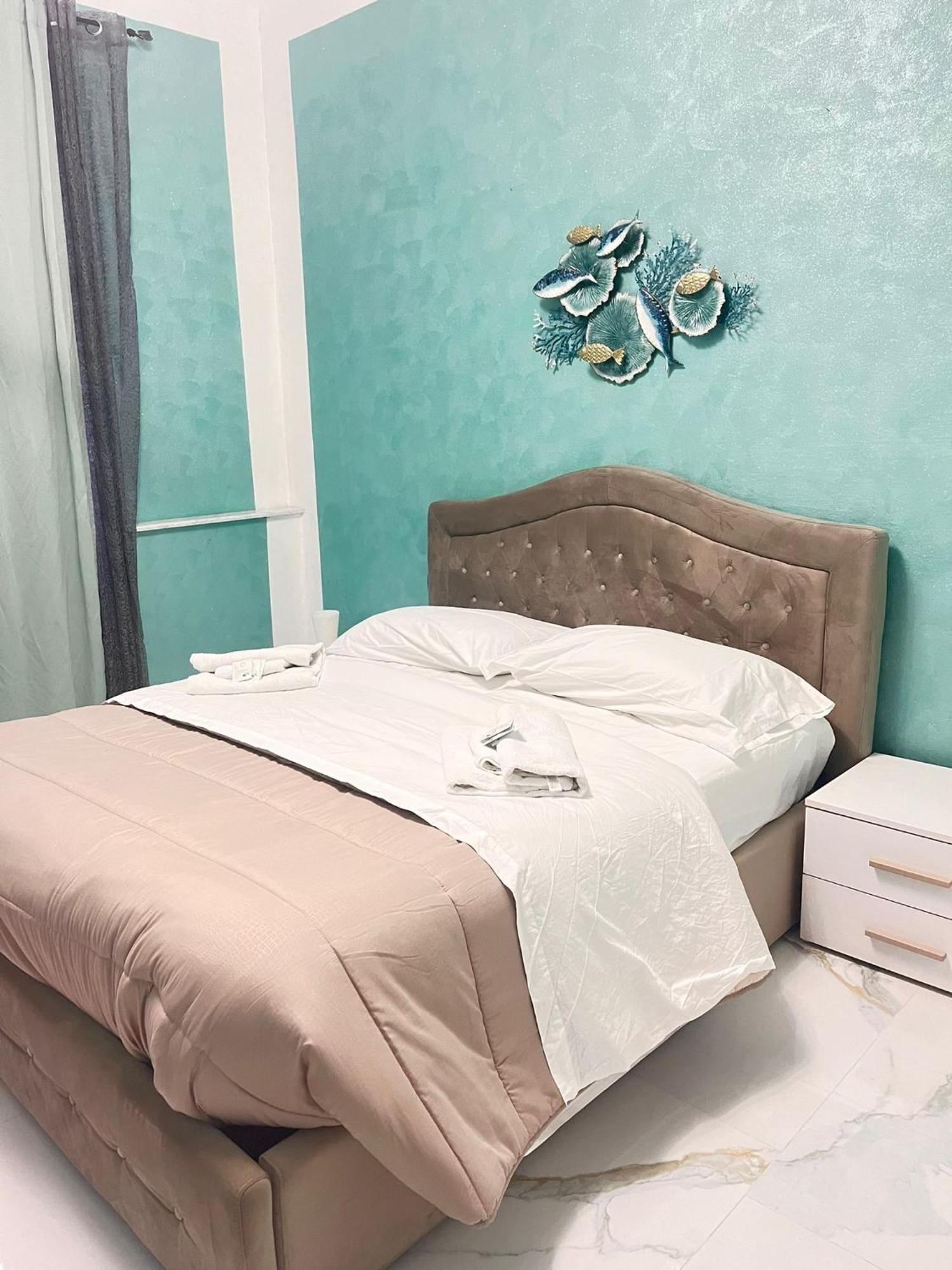 ロー Exclusive Passion Bed & Breakfast エクステリア 写真